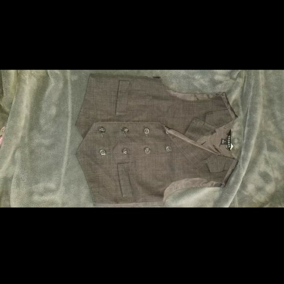 George Boys vest - Picture 1 of 1